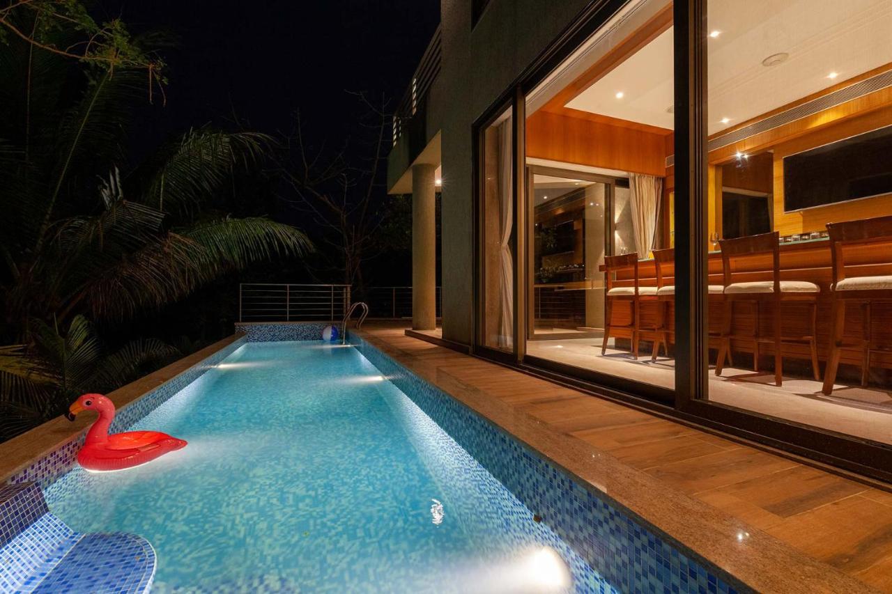 The Blue Horizon By Stayvista - Featuring A Beach-View Villa With A Swimming Pool, Indoor Games, And A Relaxing Balcony Alībāg Eksteriør billede