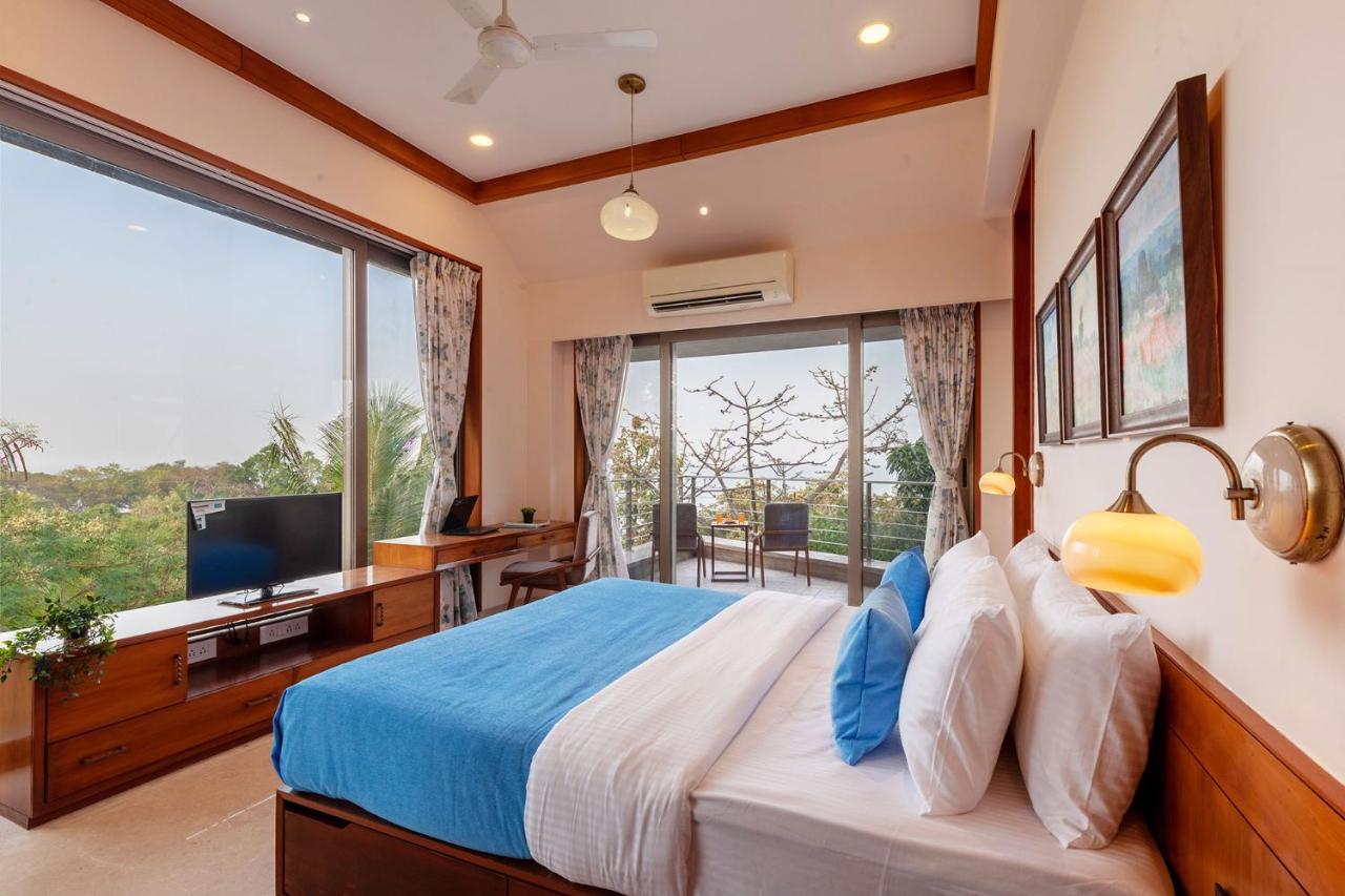 The Blue Horizon By Stayvista - Featuring A Beach-View Villa With A Swimming Pool, Indoor Games, And A Relaxing Balcony Alībāg Eksteriør billede